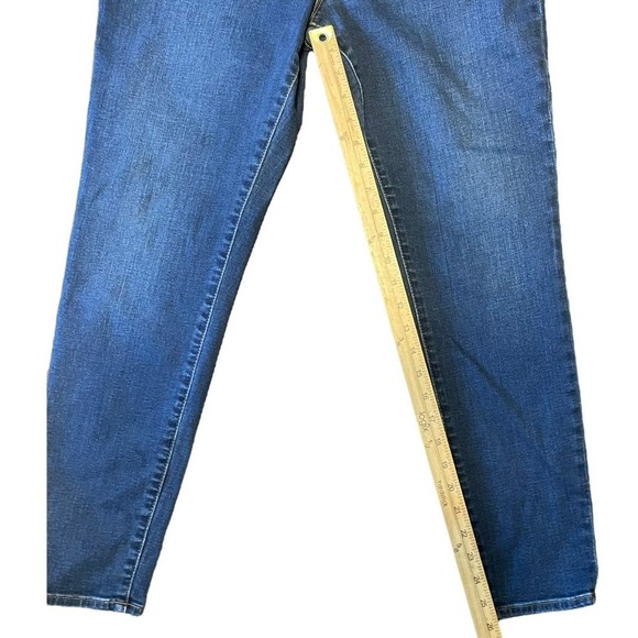 J.Crew Factory 9" Mid-Rise Skinny Jean Signature Stretch Sz 32 - Picture 9 of 9